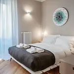 Melzo Deluxe Suite